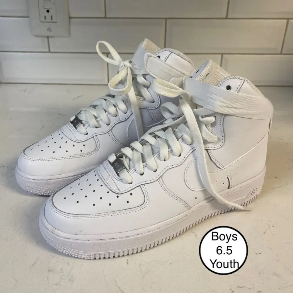 Nike Air Force 1 High LE Triple White GS Sneakers Size 6.5 Y DH2943-111 BIG KIDS